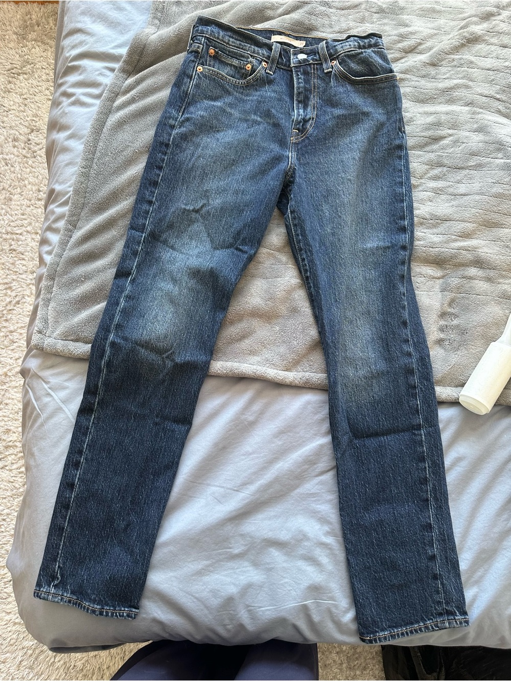 Levi’s Wedgie Slim - Size 27, Dark Wash